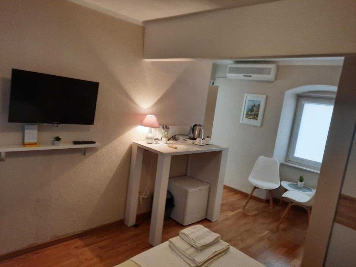 Room No3 Trogir Eksteriør billede